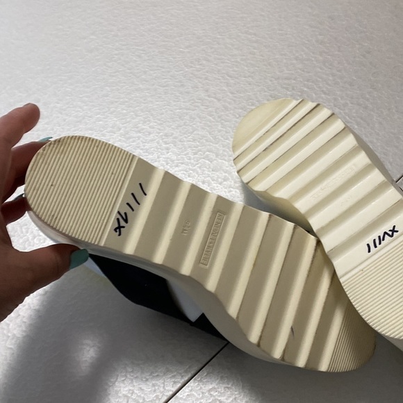 9.5 KENDALL AND KYLIE Tasha platform slip on sneakers - Picture 11 of 13